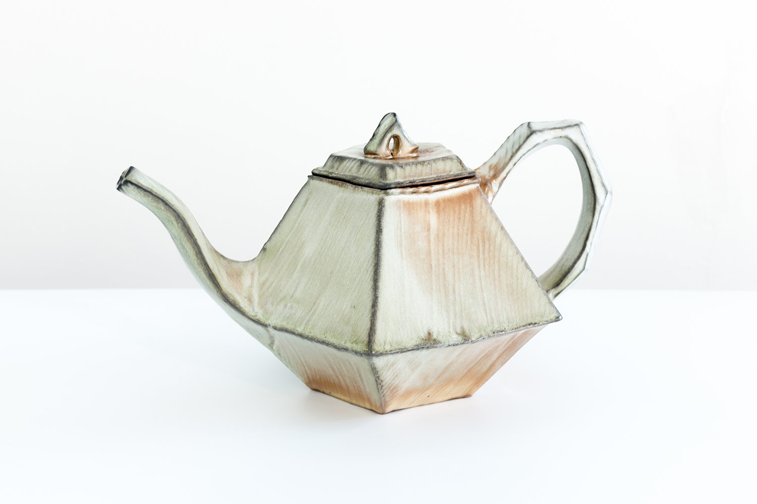 Bradley Walters, Teapot